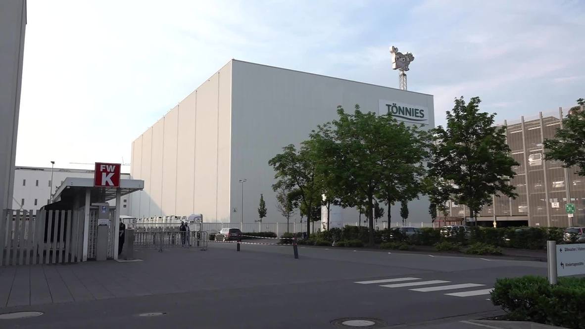 Germany Abbatoir Near Bielefeld Stops Work After Over 600 Workers Test Positive For Covid 19 Video Ruptly