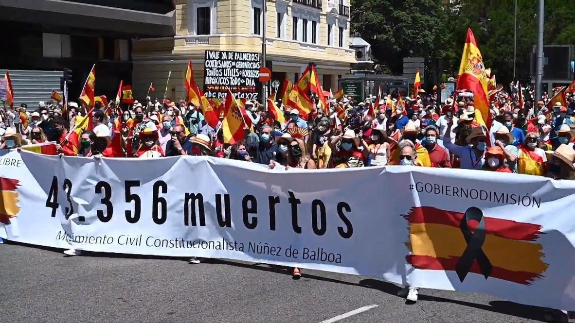 Spain: Protesters demand government resignation over handling of coronavirus crisis