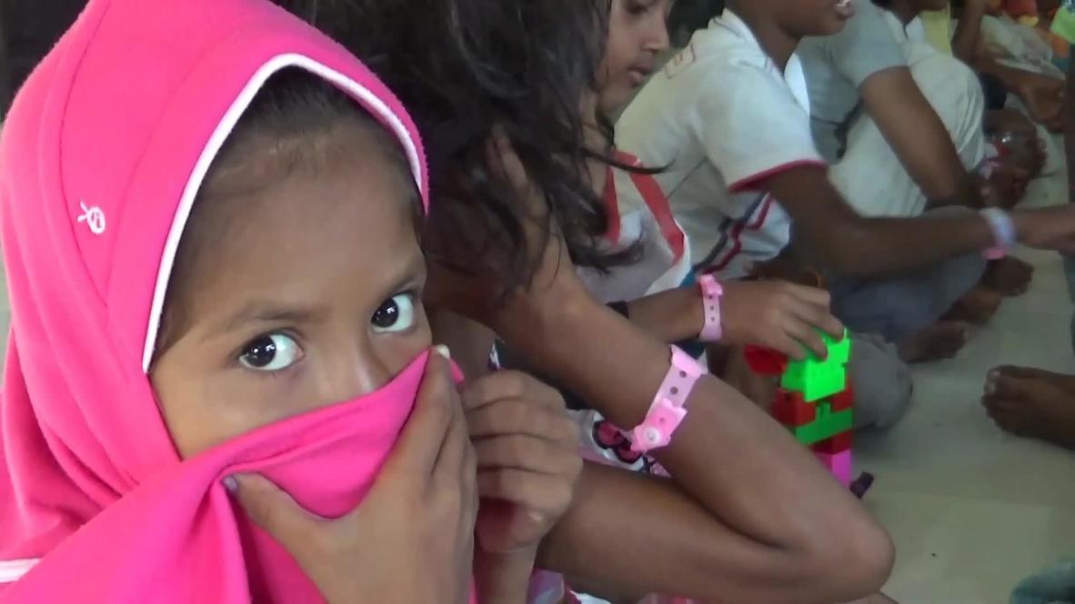 Indonesia: Refugees rescued by fishermen processed in Aceh province facility