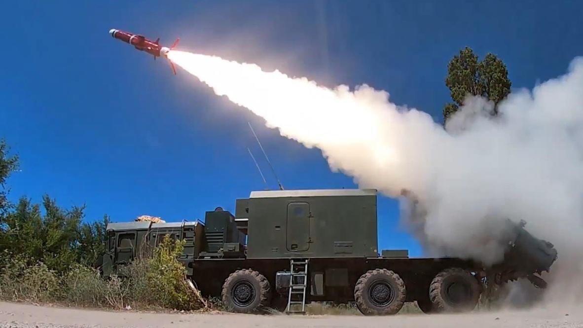 Россия: Береговой ракетный комплекс "Бал" выполнил стрельбу по морской цели