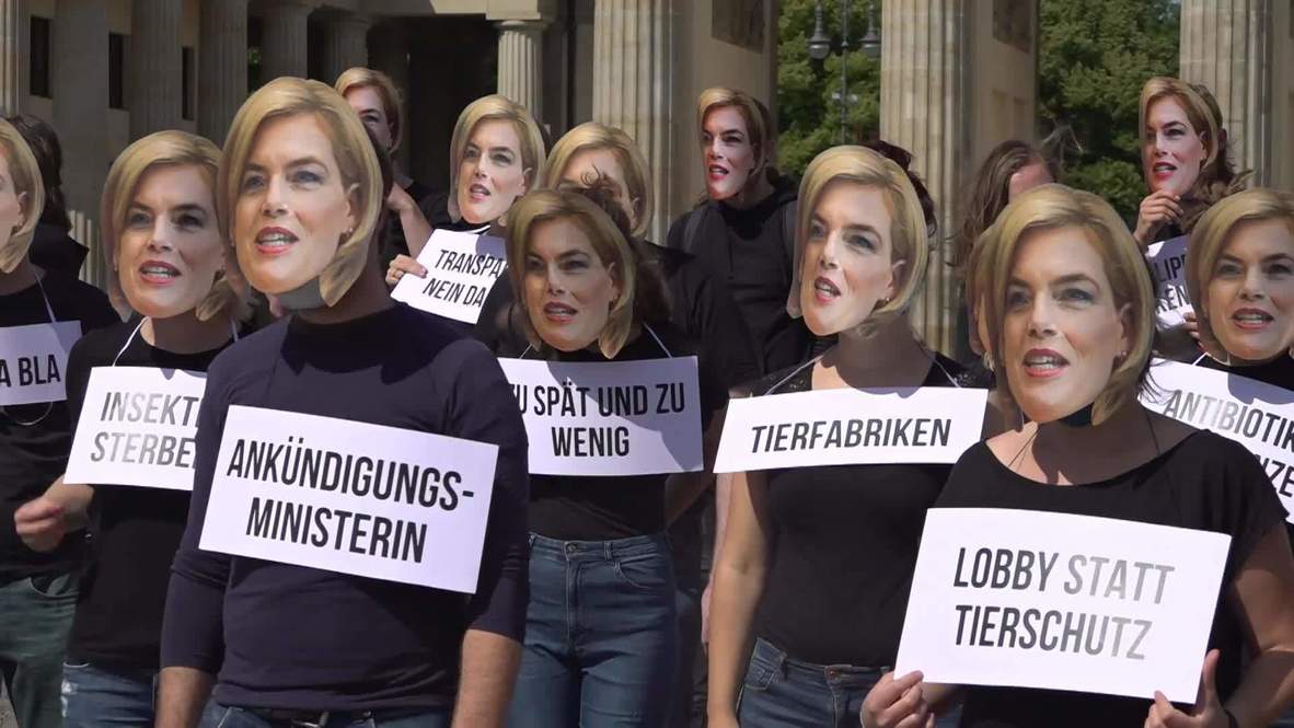Alemania: Manifestantes protestan contra la inacción de los políticos respecto al sector agrícola