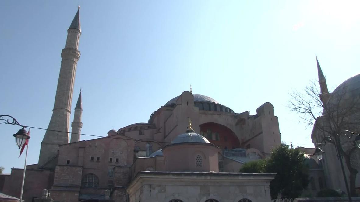تركيا: سكان إسطنبول يعلقون على إمكانية إرجاع متحف "آيا صوفيا" إلى مسجد