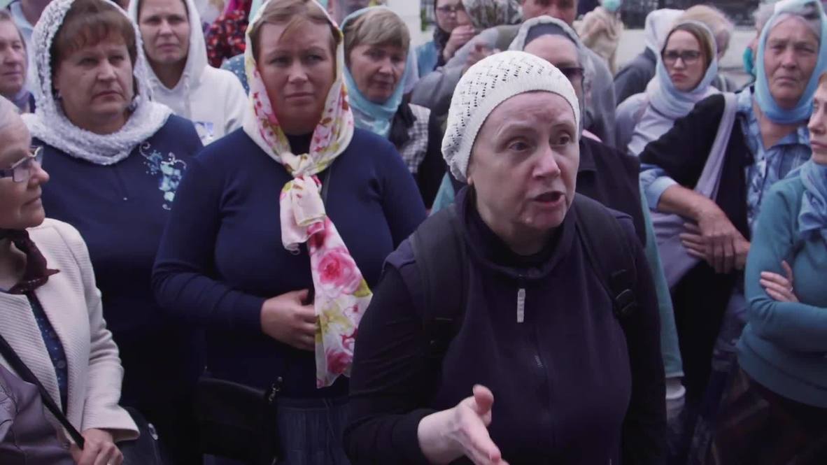 Россия: Сторонники лишенного сана схиигумена Сергия протестуют у Екатеринбургской епархии