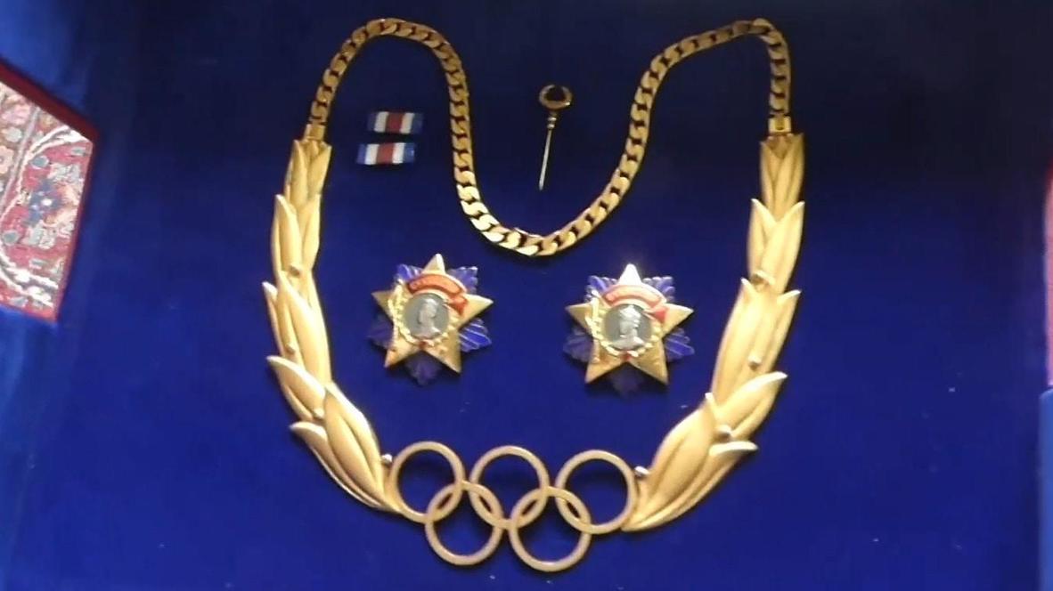 Germany: GDR leader Erich Honecker’s Olympic Order goes up for auction