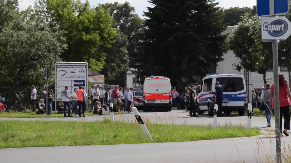 Germany: Hundreds of passengers evacuated after train bomb threat