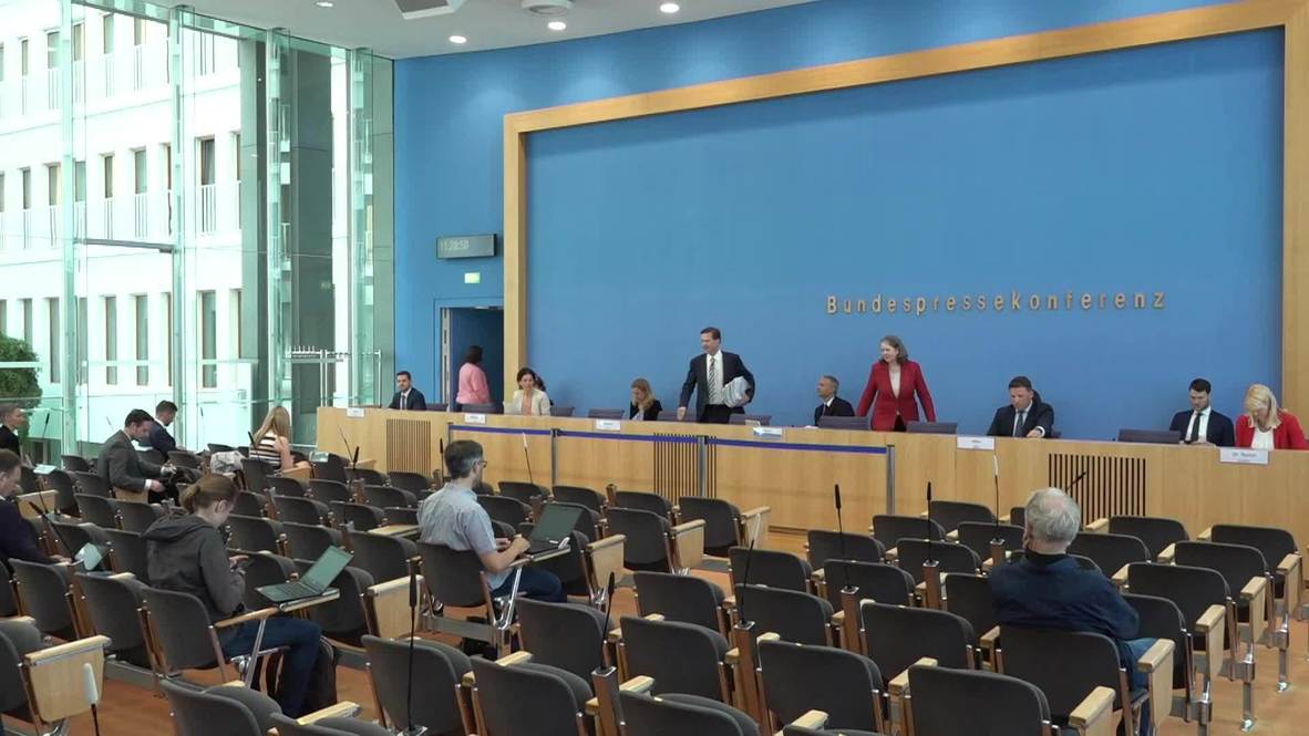 Germany: Govt. pledges 'zero-tolerance' for racism in police force as probe cancelled