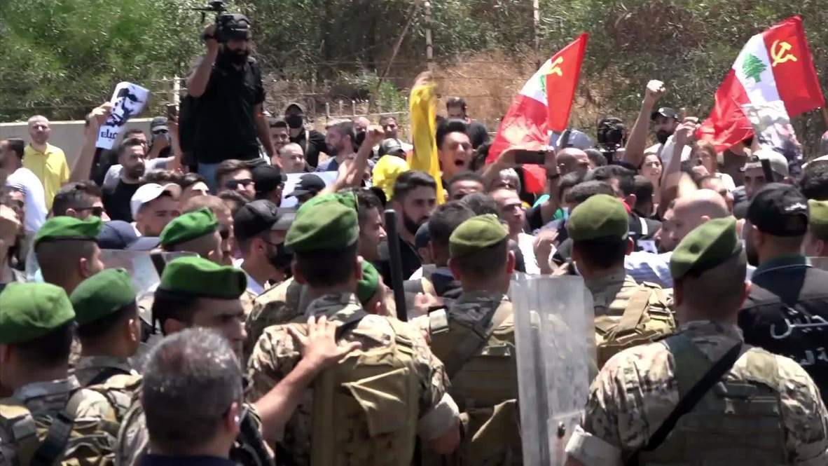 Lebanon: Hezbollah supporters rally against visit of US Central Command Chief