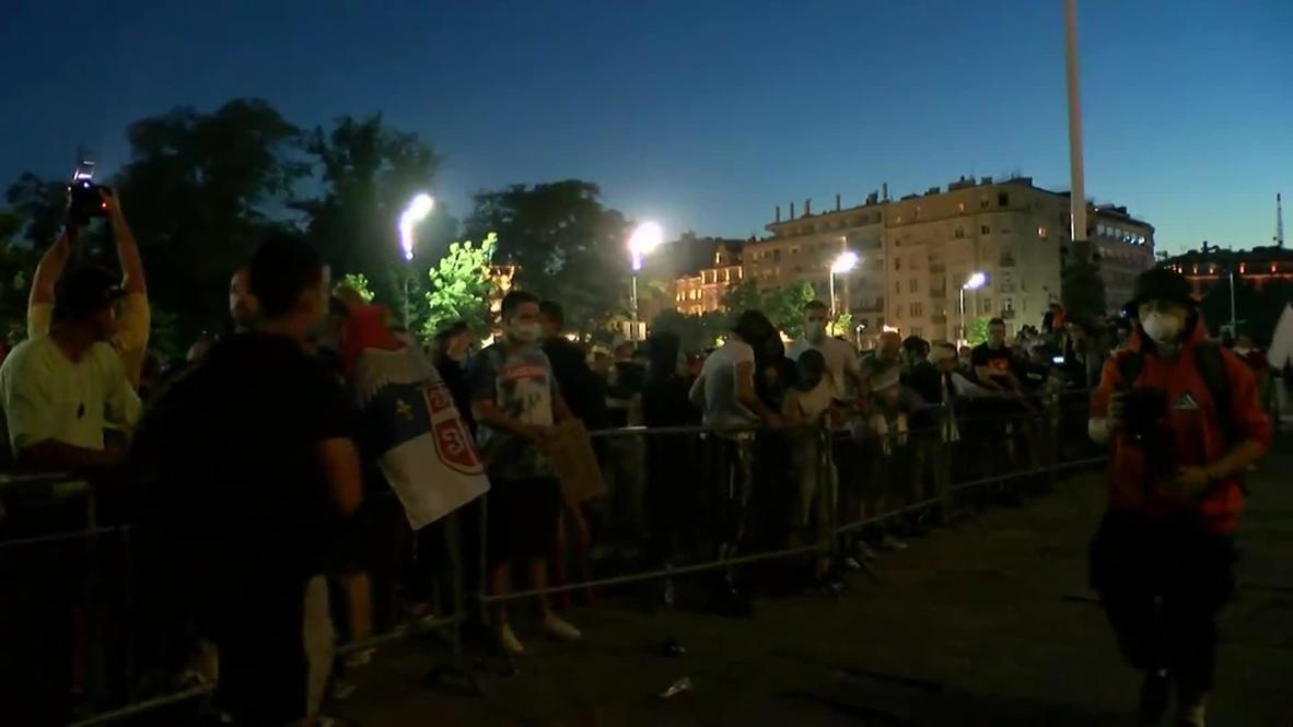 Serbia: Clashes erupt as anti-govt protests continue in Belgrade