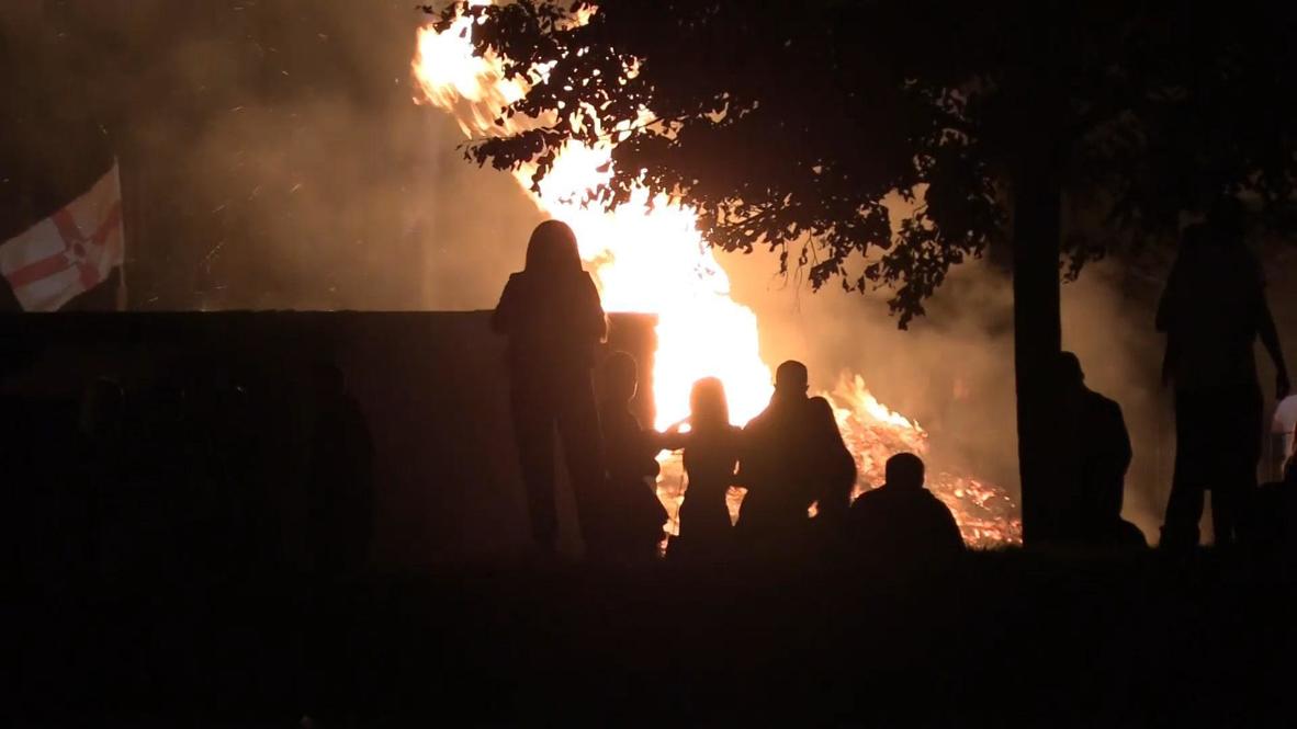 UK: Loyalists stage Eleventh Night bonfires in East Belfast