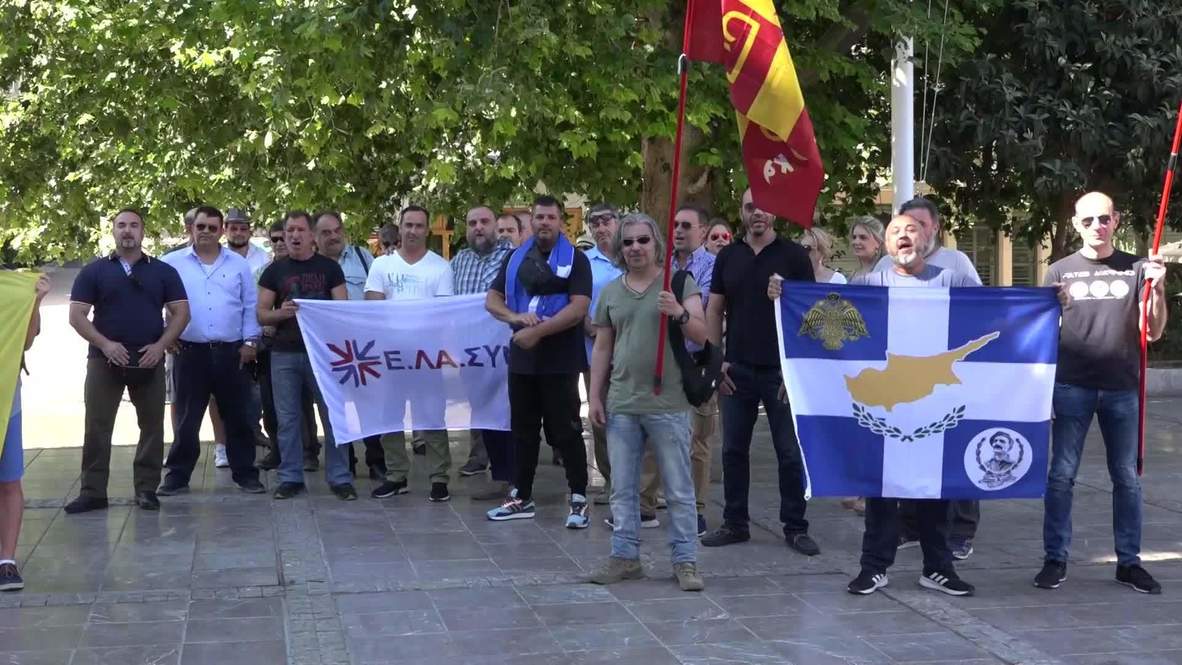 Grecia: Eurodiputado nacionalista griego lidera protesta contra la reconversión de Santa Sofía en mezquita