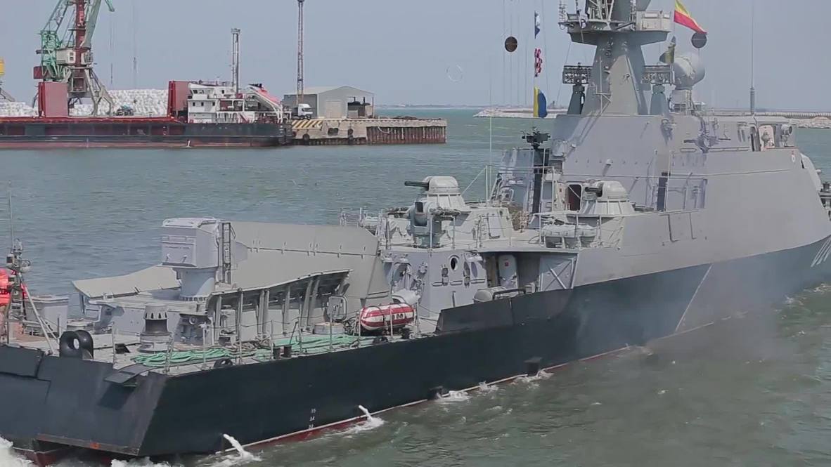 Россия: Малые артиллерийские корабли Каспийской флотилии провели тренировку морского боя