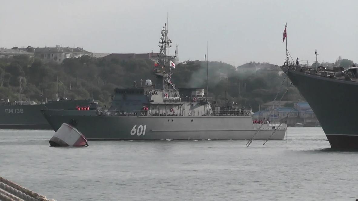 Россия: Корабль противоминной обороны "Иван Антонов" встретили в Севастополе с боевого дежурства