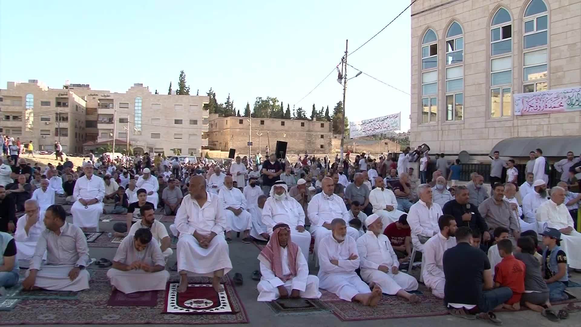 Jordan Hundreds gather for Eid alAdha prayers in Amman Video Ruptly