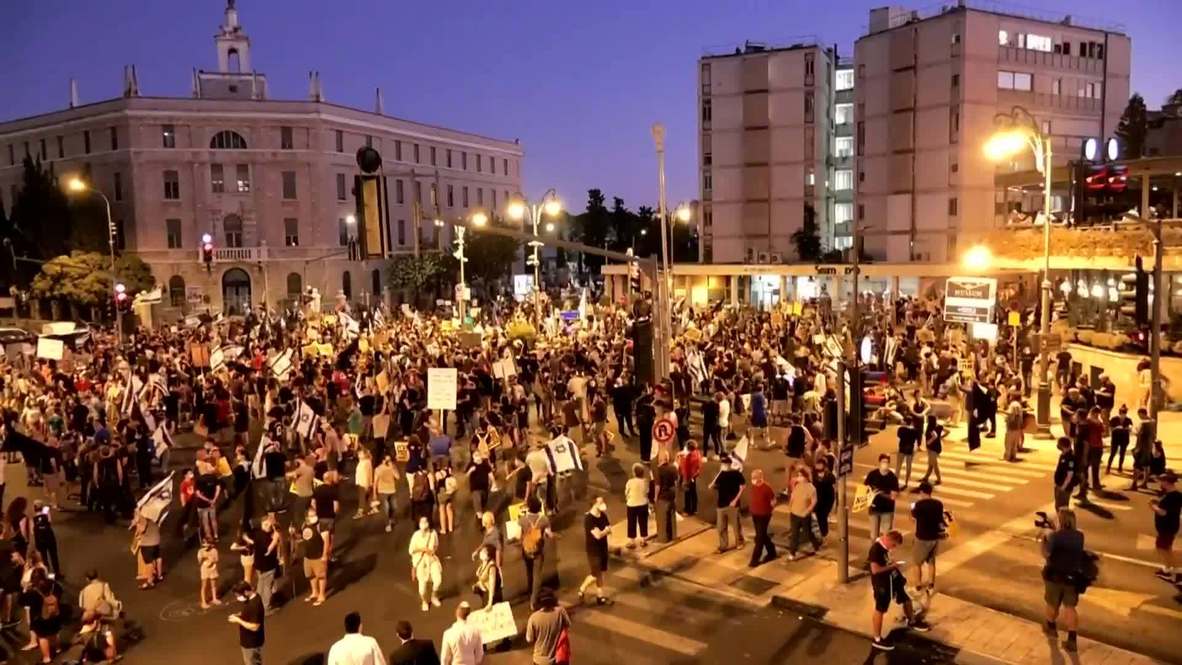 Israel: Thousands stage protest against Netanyahu in Jerusalem