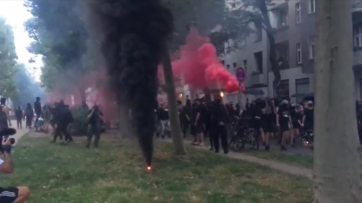 Germany: Left-wing protesters scuffle with police in Berlin's Neukolln