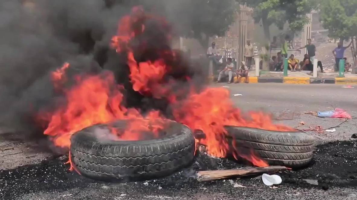 Yemen: Demonstrators burn tyres at Aden water shortage protest