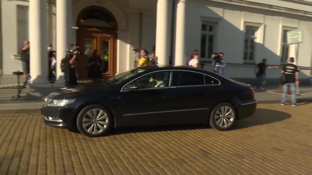 Bulgaria: Protesters hurl eggs at anti-govt rally outside parliament in Sofia