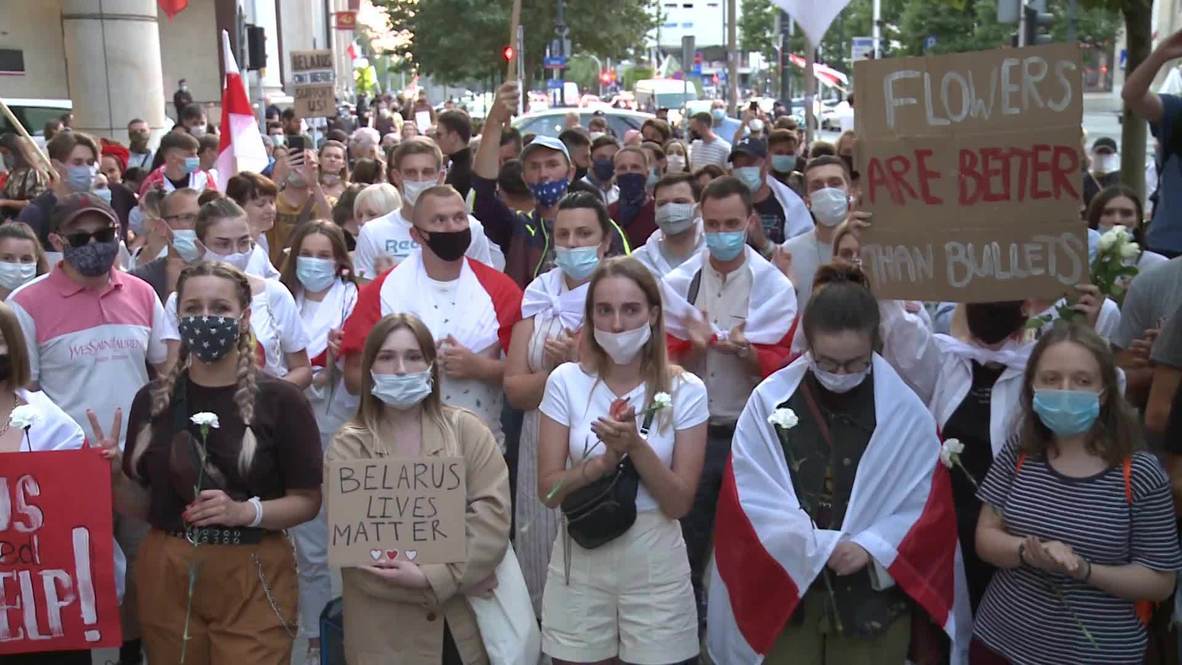 Poland: Protesters rally in support of Belarusian protesters in Warsaw