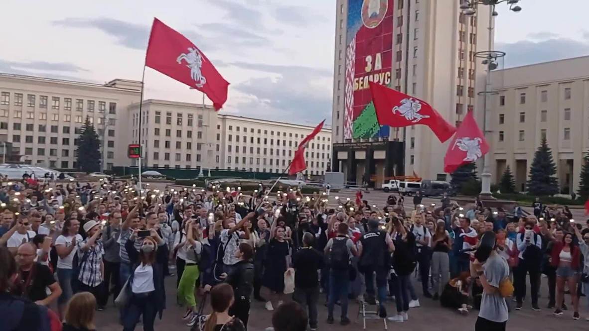 Bielorrusia: Cientos de personas se unen a manifestación de la oposición en Minsk