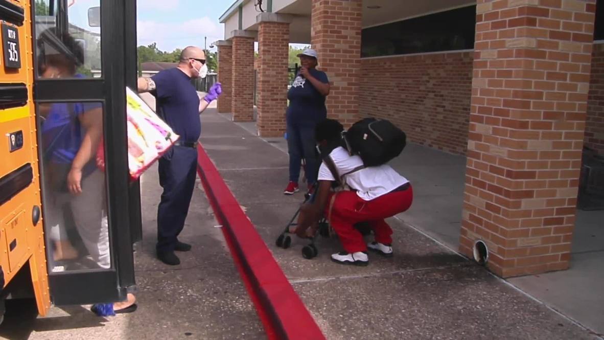 EE.UU.: Residentes de la costa de Texas son evacuados antes de la llegada del huracán Laura