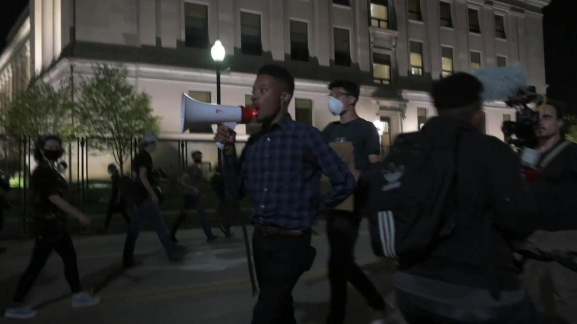 EE.UU.: Manifestantes 'BLM' continúan denunciando la brutalidad policial y el racismo en Kenosha