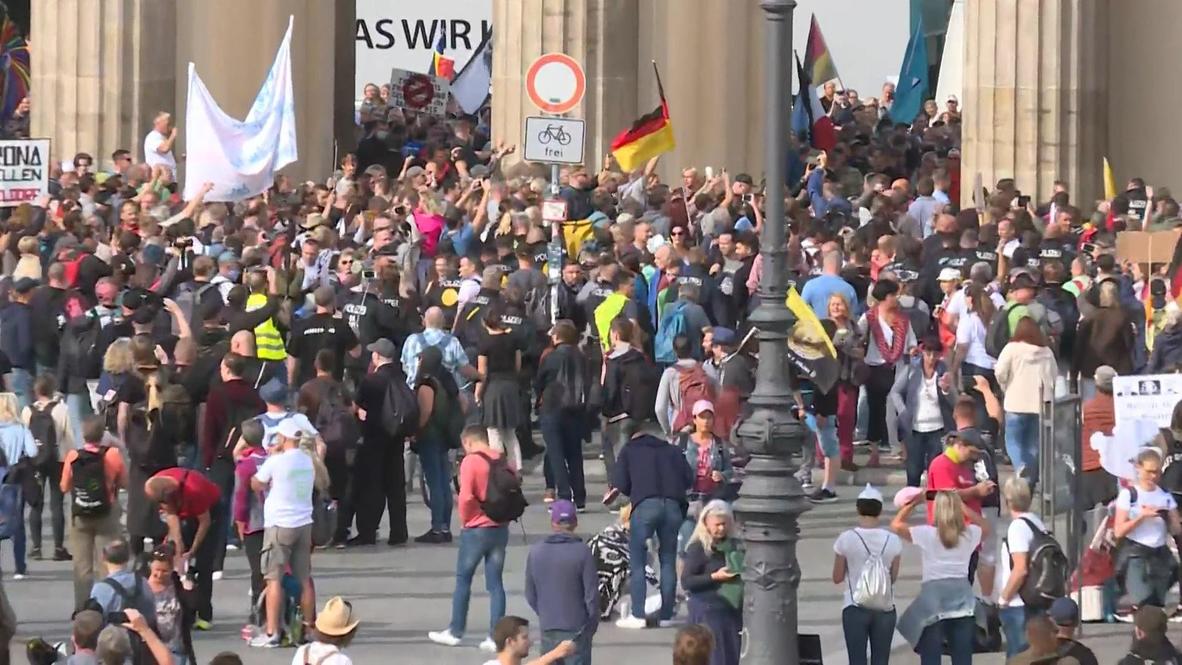 Germany: Protesters gather for rally against COVID restrictions in Berlin