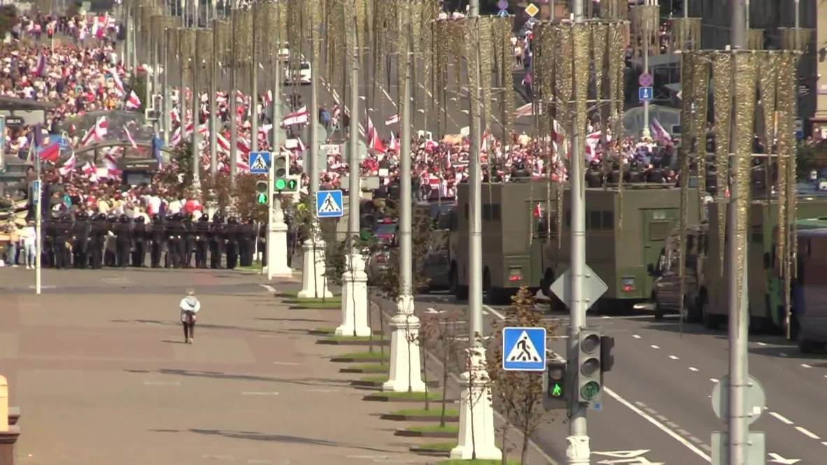 Bielorrusia: Multitudinaria protesta de opositores en Minsk