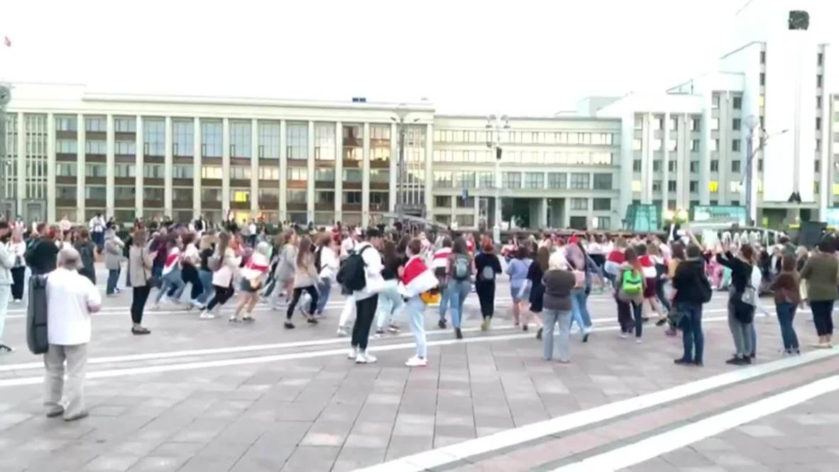 Bielorrusia: Decenas de personas protestan en Minsk contra presidente Lukashenko
