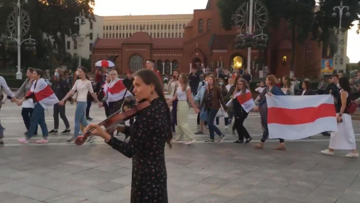 Белоруссия: Акции противников и сторонников Лукашенко прошли в Минске