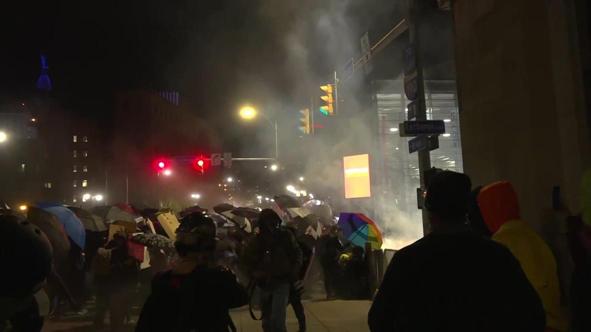 USA: Tear gas flies at protest over Daniel Prude killing in Rochester