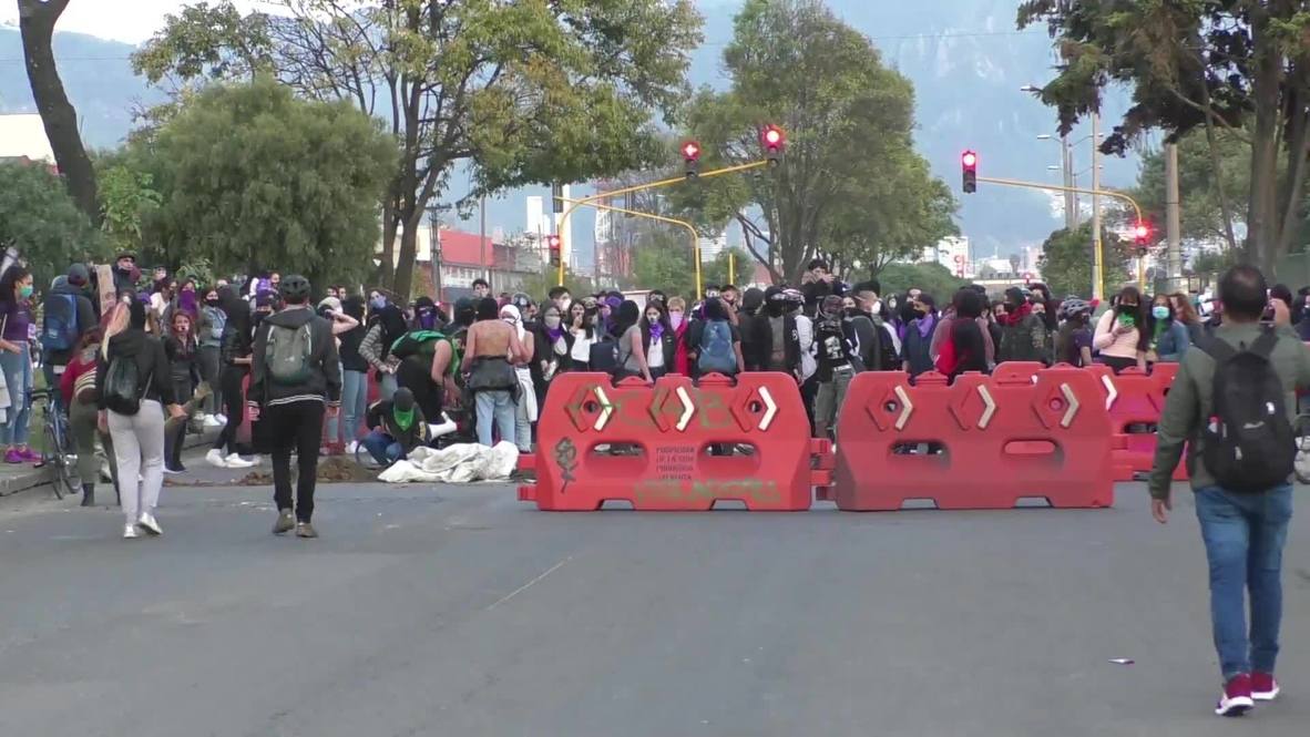 Colombia: Grupos feministas de Bogotá participan en una nueva jornada de protestas a nivel nacional