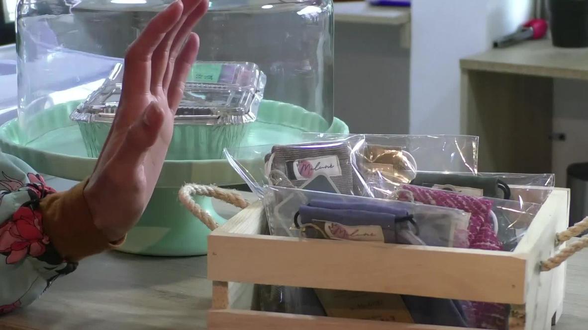 Colombia: Factory makes masks and clothes from recyclables