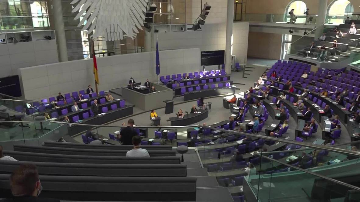 Alemania: La crisis de migrantes requiere una "solución europea" - Seehofer