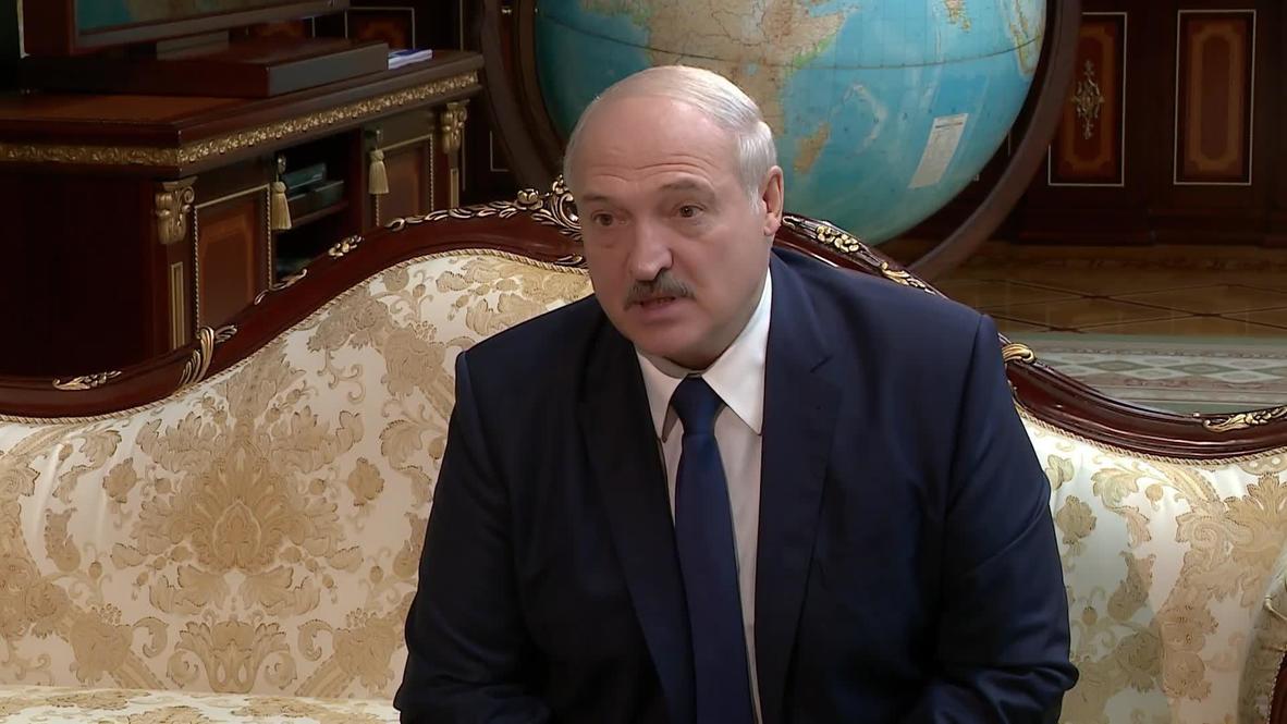 Belarus: Lukashenko asked Putin for 'certain types of weapons'