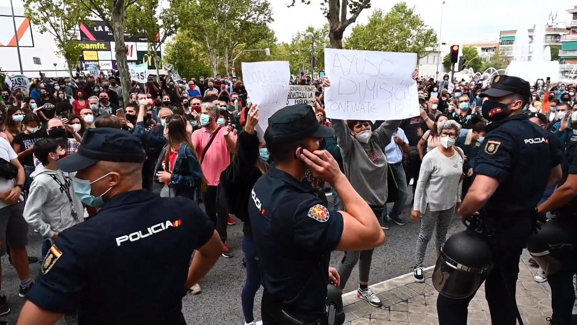 España: Madrileños protestan contra el confinamiento selectivo y las restricciones por el coronavirus