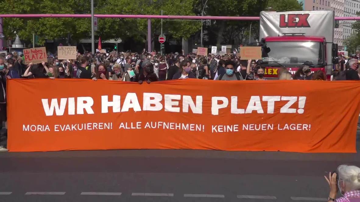 Alemania: "¡Tenemos espacio!" - activistas piden que se acoja a más inmigrantes durante manifestación