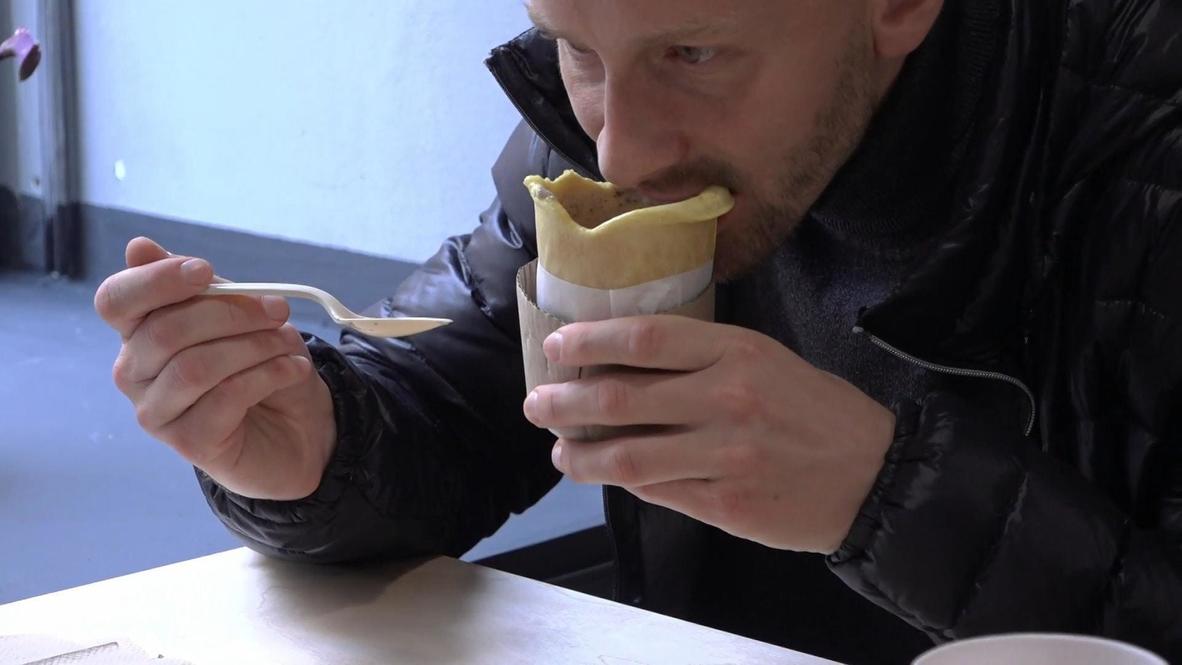 Закуси тарелочкой. Петербургское кафе подает суп в съедобной посуде