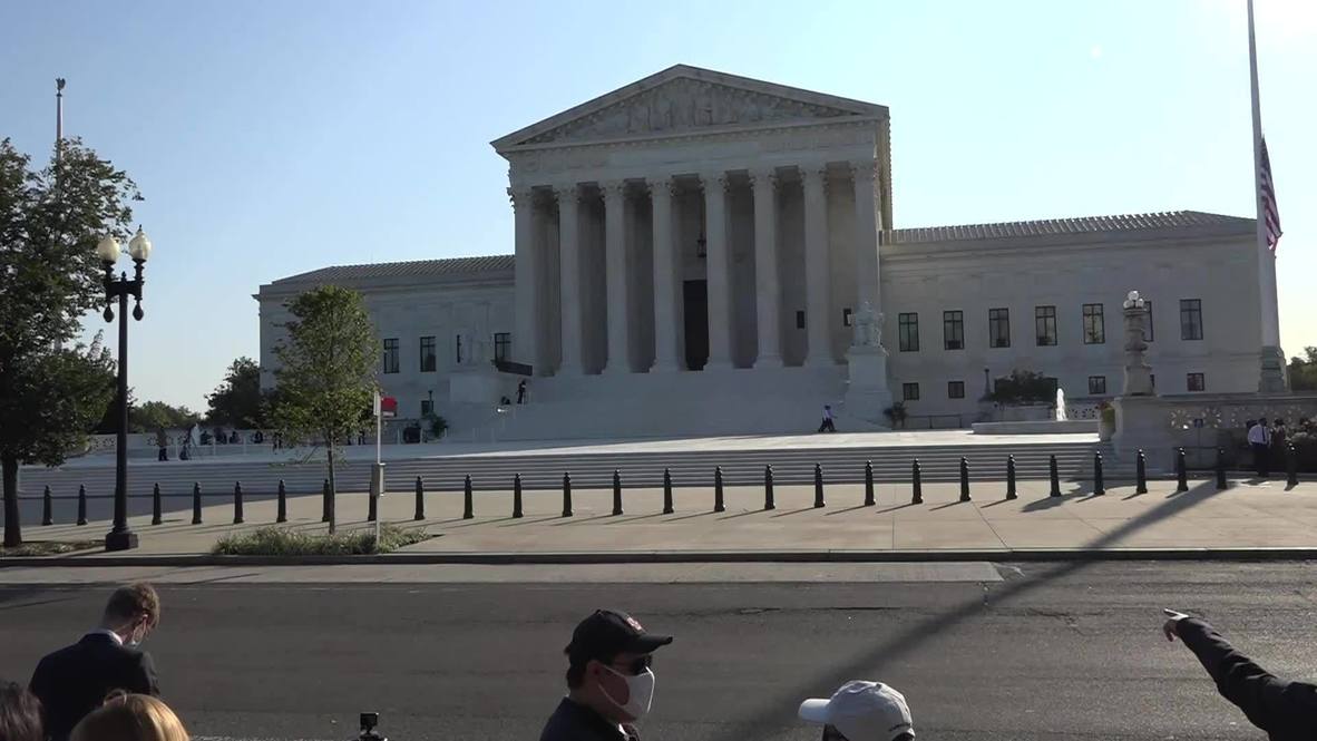 EE.UU.: Realizan un homenaje a la jueza Ginsburg en el exterior de la Corte Suprema