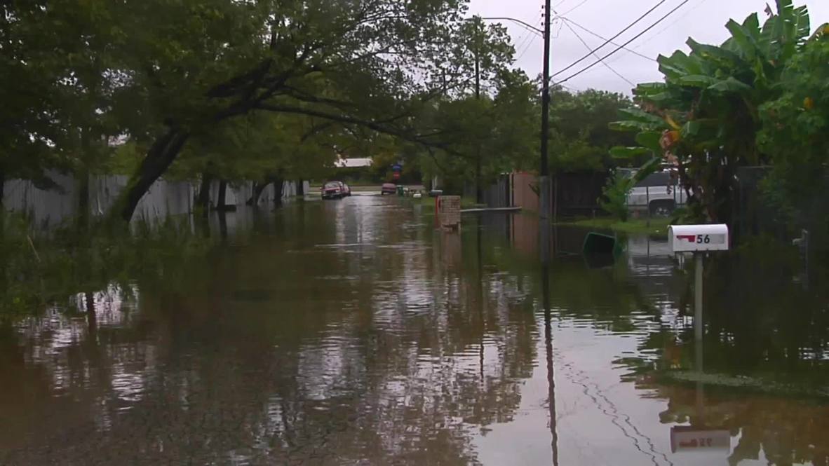 USA: Beta causes flooding, wastewater spill in Houston