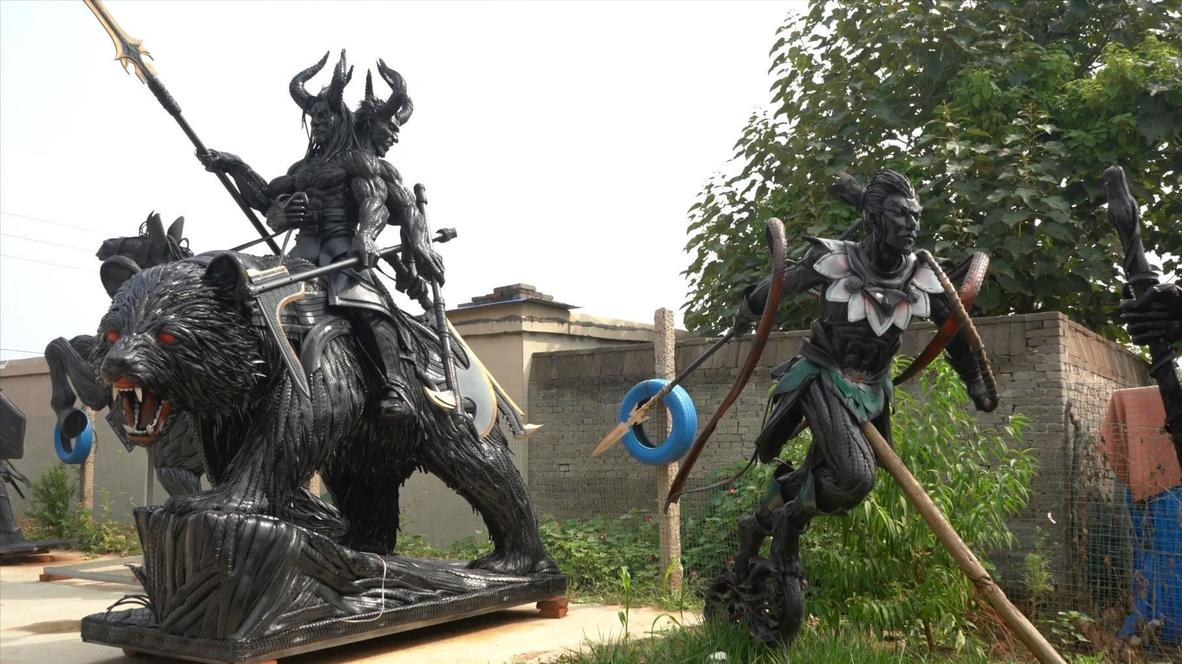 Chinese artist makes sculptures out of discarded tyres