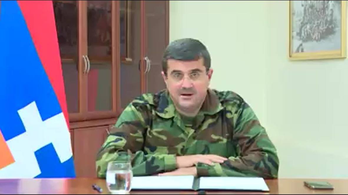 Нагорный Карабах: "Азербайджан обстрелял Степанакерт "Смерчем" и "Полонезом" - глава непризнанной НКР