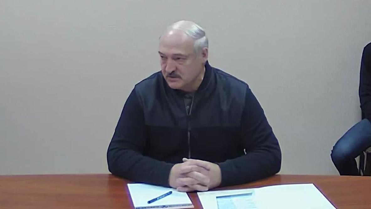 Belarus: Lukashenko visits arrested opposition leaders in jail in Minsk
