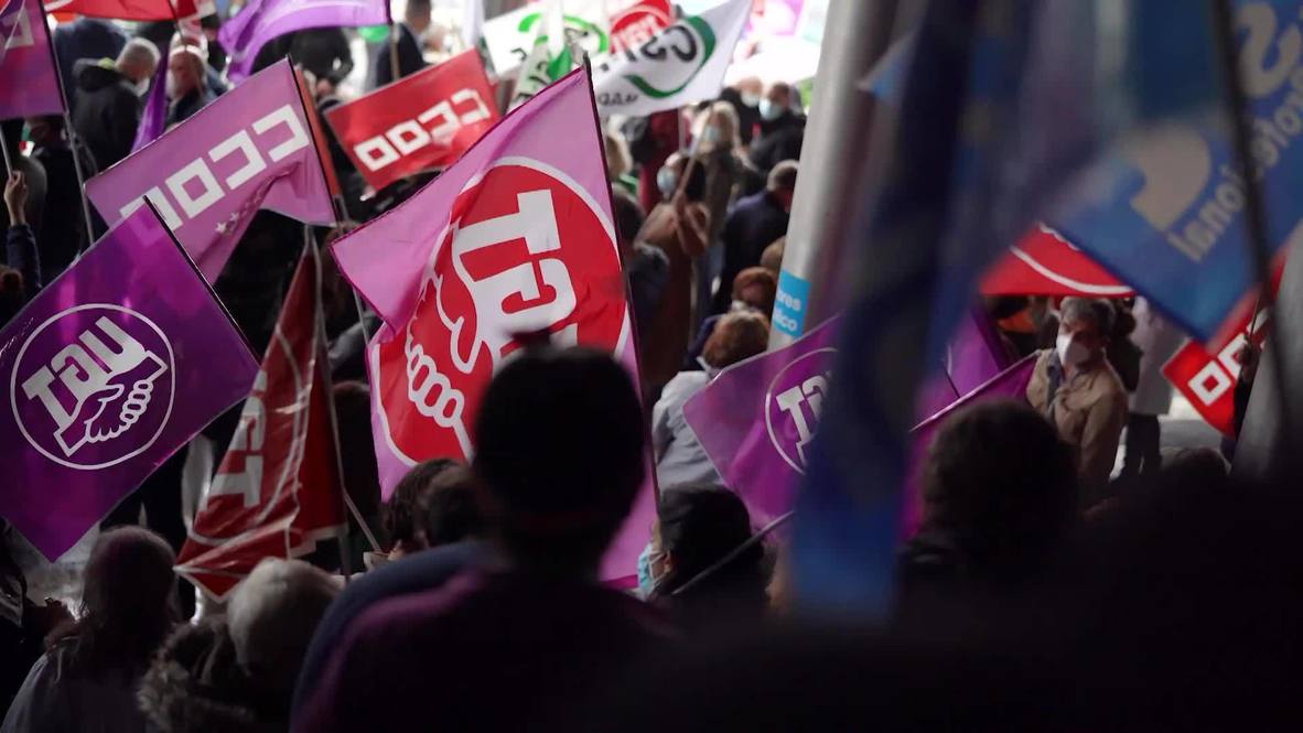 Spain: Health workers demand better working conditions at Madrid hospital protest