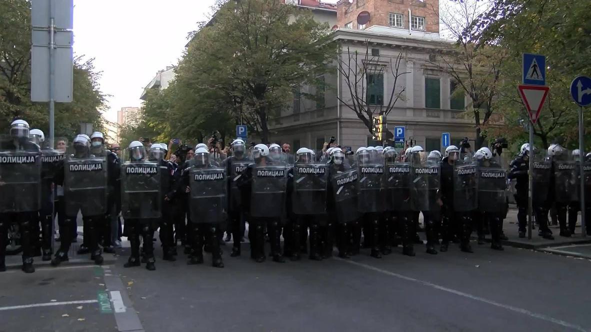 Serbia: Hundreds protest against Kosovo culture festival