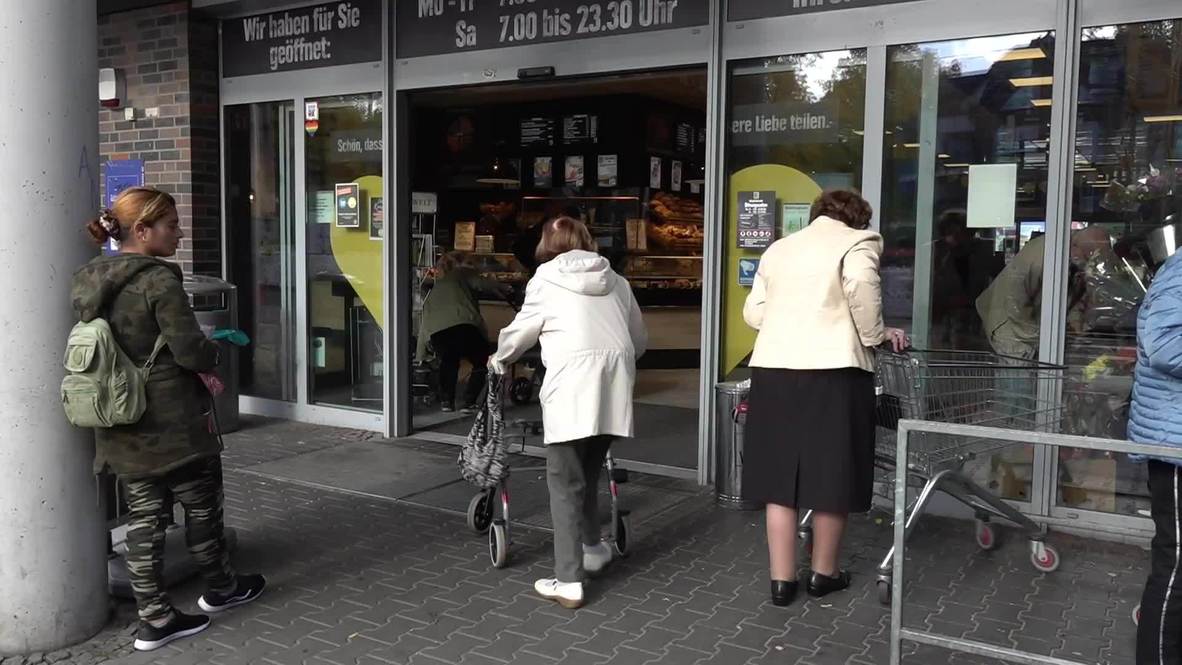 Germany: Berliners stock up on toilet paper as fear of second lockdown looms