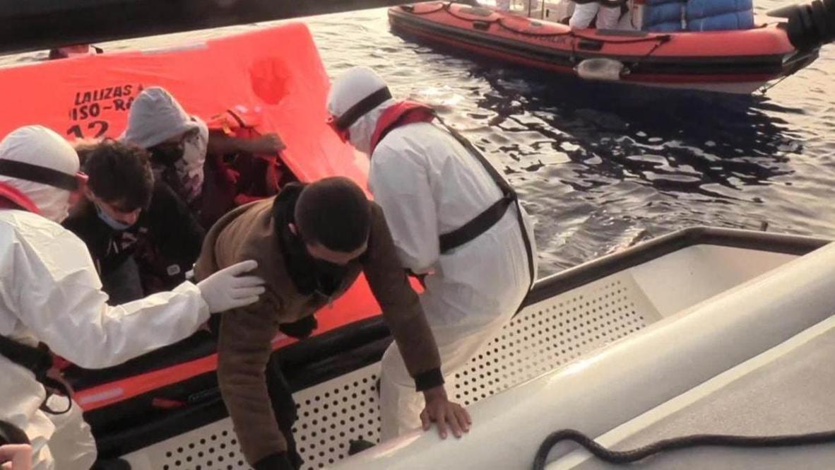 اليونان: حرس السواحل التركي ينقذ مهاجرين قرب جزيرة سيمي اليونانية