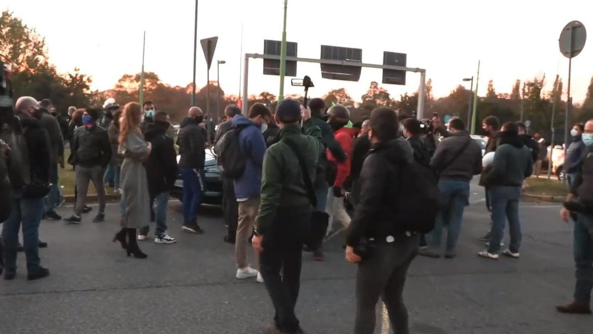 Italy: Protesters rally against curfew and COVID-19 restrictions in Milan