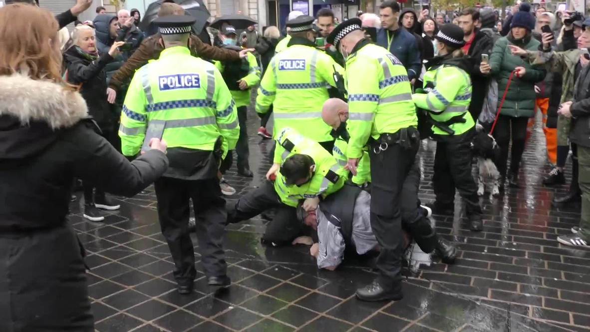 UK: Several arrested at anti-lockdown rally in Liverpool