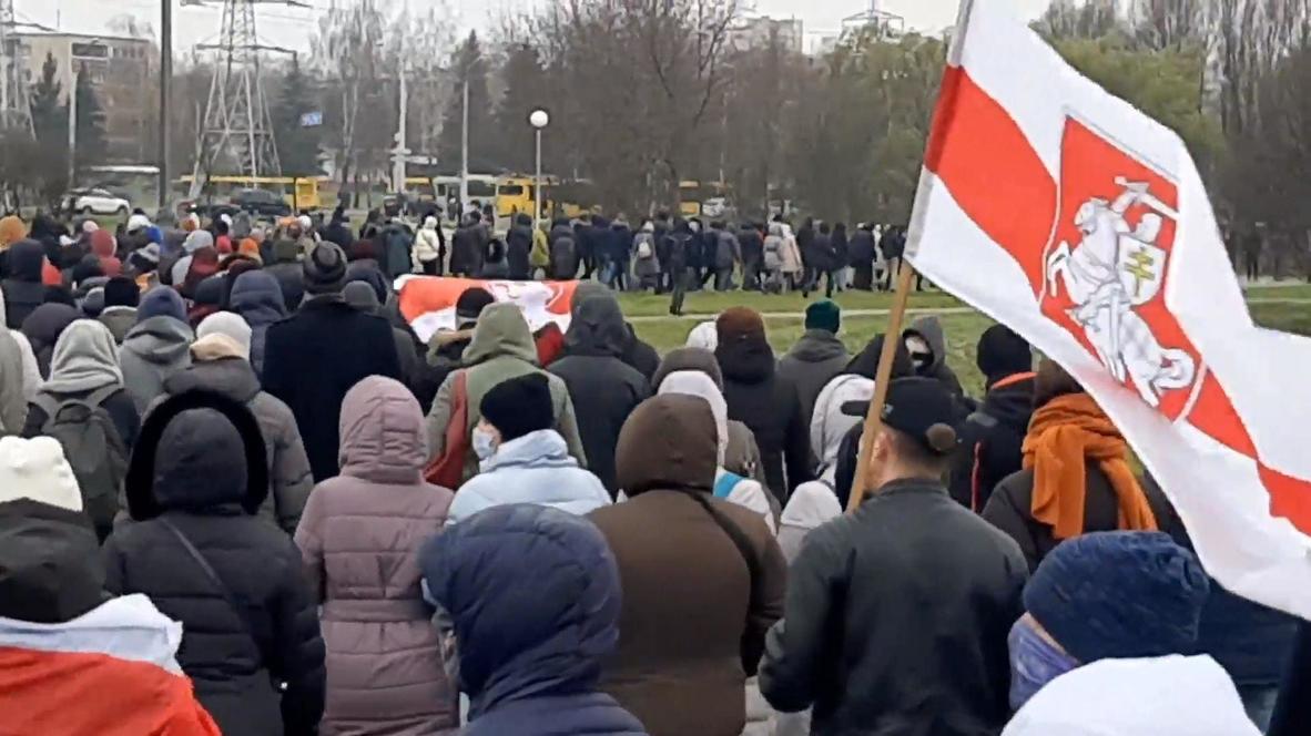 Белоруссия: На акции протеста в Минске задержали более 200 человек