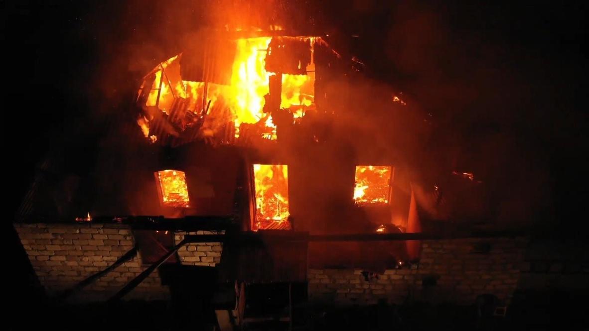 Nagorno-Karabakh: Armenian family burns home ahead of Azerbaijan handover